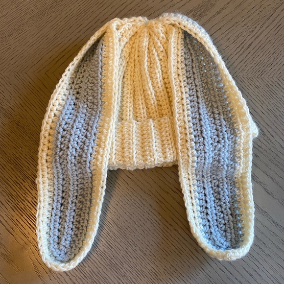 Hat - Picture 3 of 3